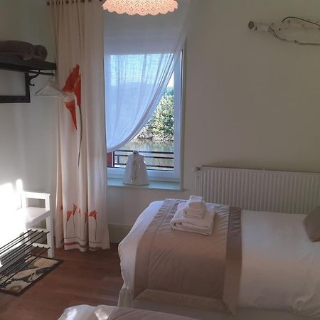 Chambres D'Hotes Cascarot Lechatelet Exterior photo