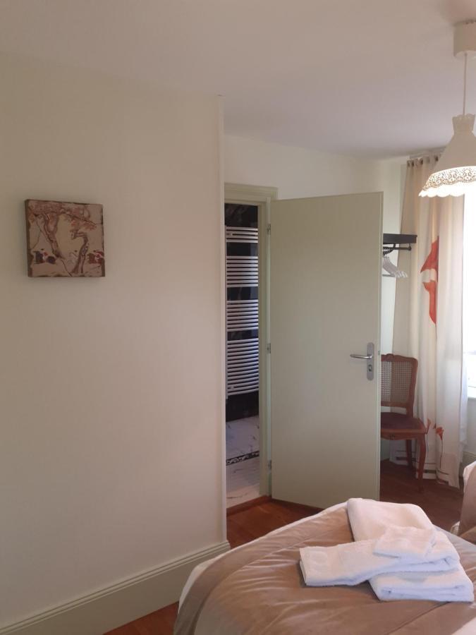 Chambres D'Hotes Cascarot Lechatelet Exterior photo
