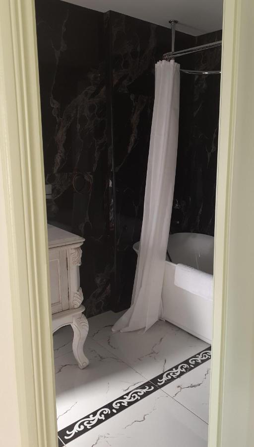 Chambres D'Hotes Cascarot Lechatelet Exterior photo
